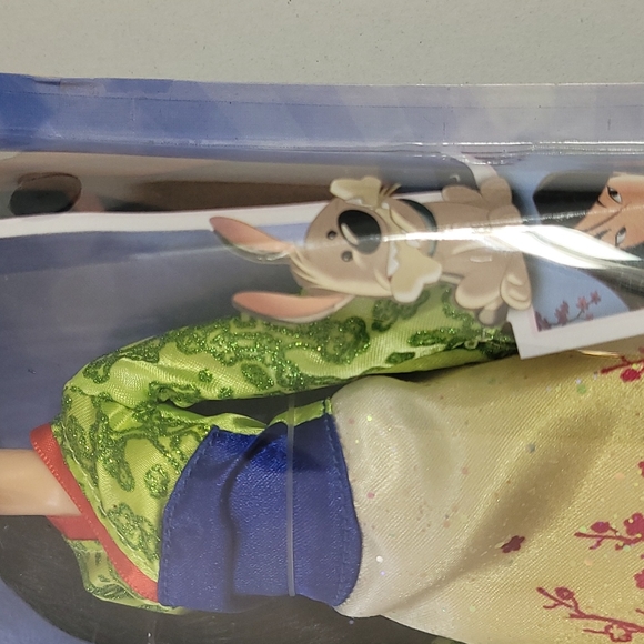 Disney Princess Mulan Royal shimmer new in box - Picture 13 of 13